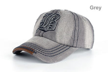 Load image into Gallery viewer, Embroidery Letter B Baseball Cap